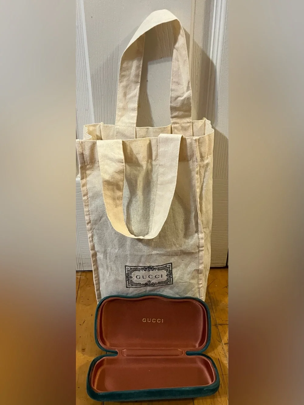 Gucci Velvet Glasses Case + Gucci Cream Reusable Small Cotton Tote Bag Bundle